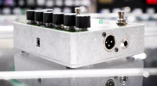 Electro-Harmonix - Deluxe Bass Fuzz/Sustainer 2